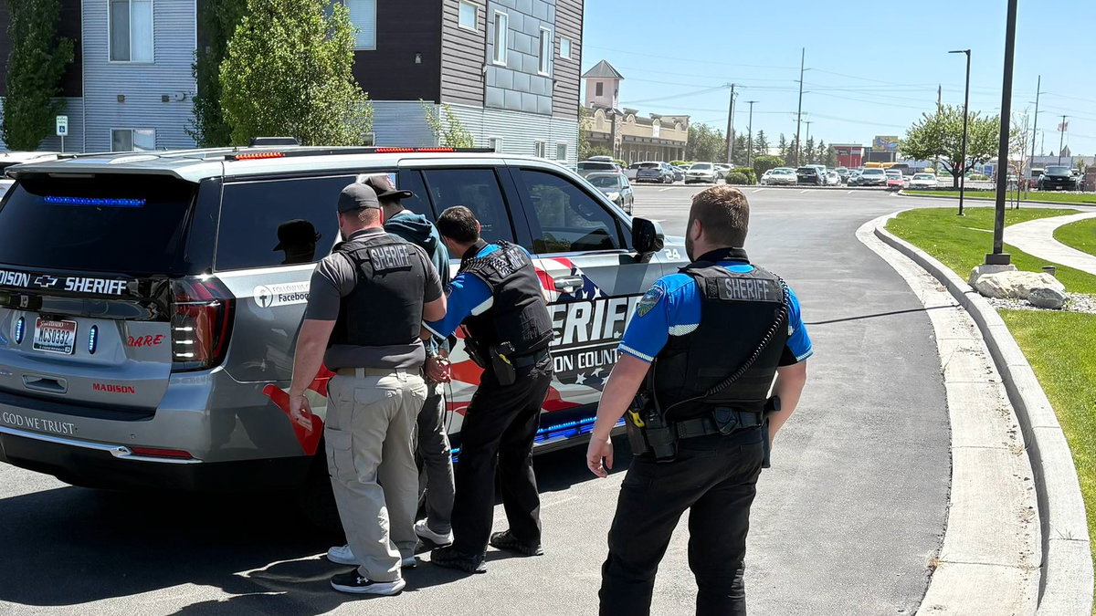 Drug-arrest-creURX.jpg