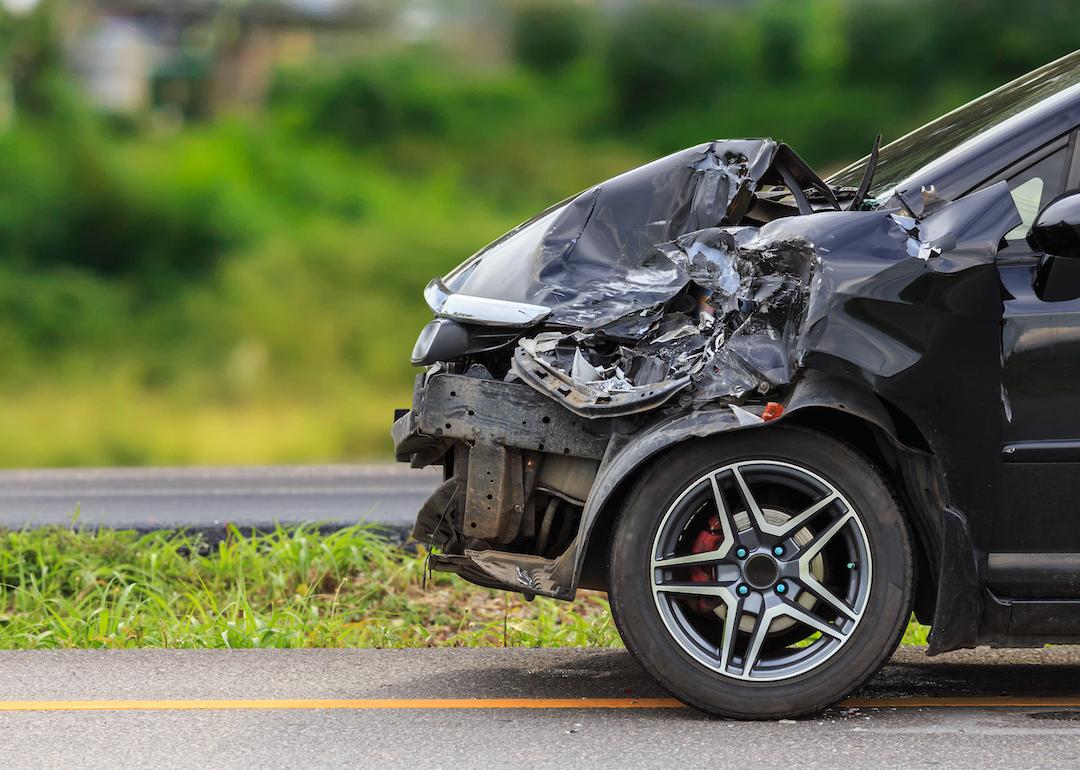 crashed-car_0_0-qt5PrD.jpg