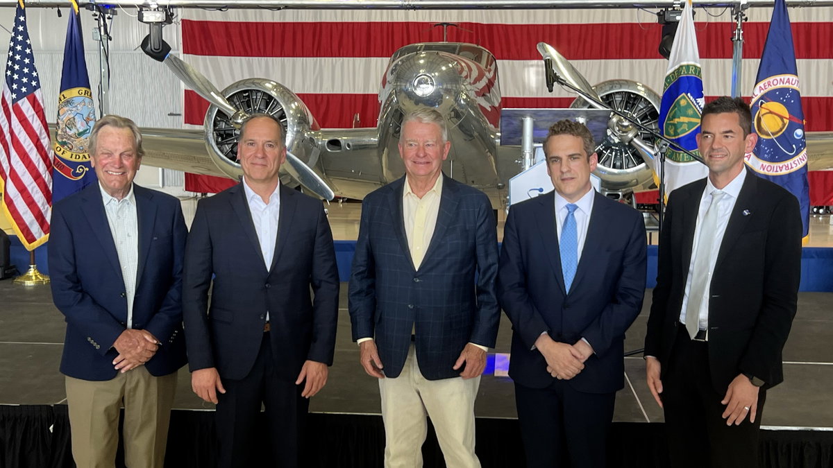 NASA-Chief-Visits-INL-Ji8Fet.jpg