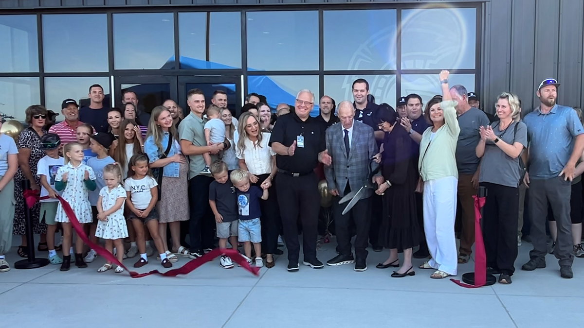 Ribbon-Cutting-RfXB8h.jpg