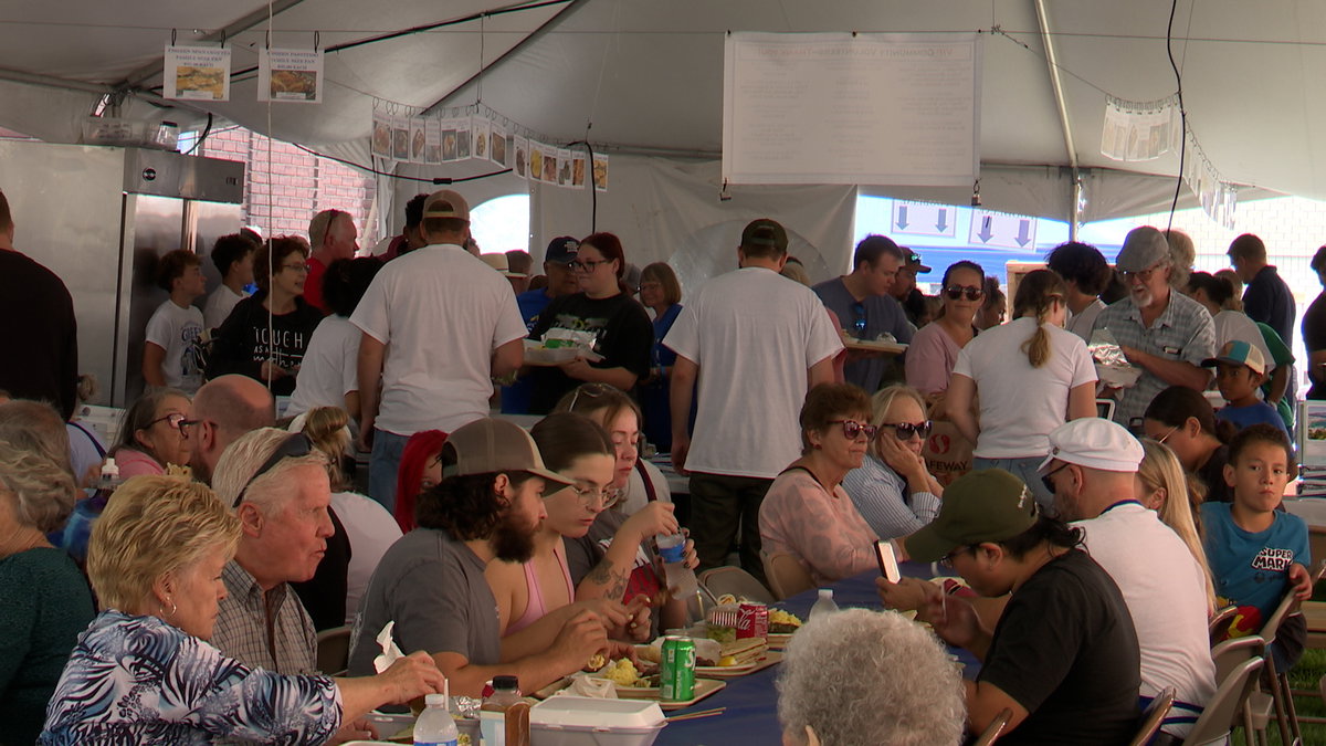 greek-festival-still-AK5mWu.jpg
