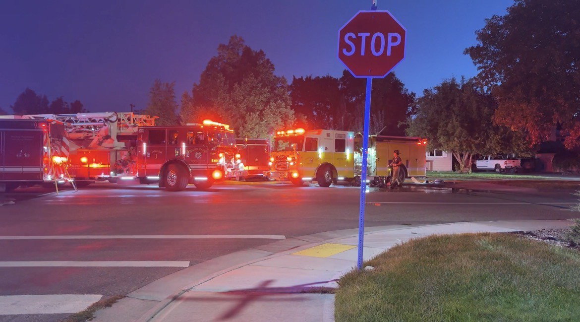 BREAKING-NEWS-FIRE-l5oWBD.jpg