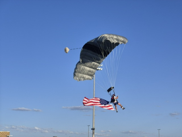 Skydiver-0PVr5O.png