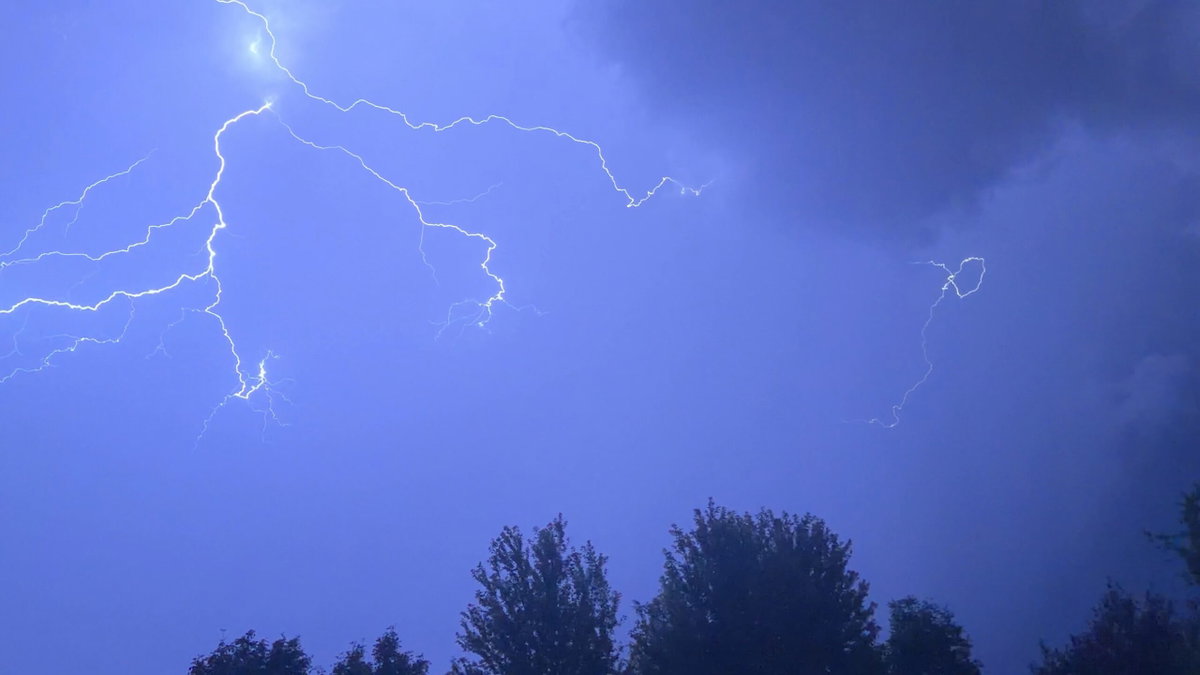 Steven-Gleason-LIghtning-scaled-q78JSx.jpg